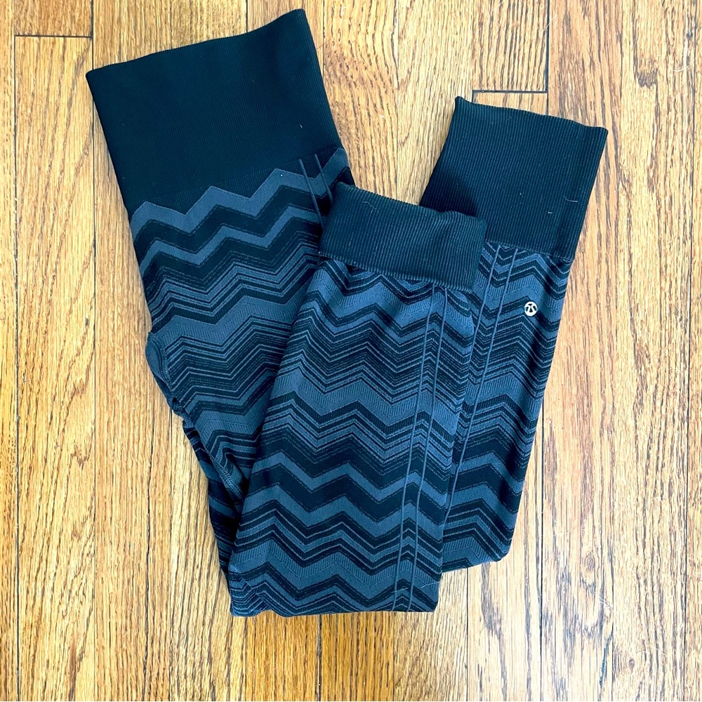 Size 4 Lulu lemon leggings